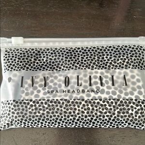 Ivy Olivia Spa Headband